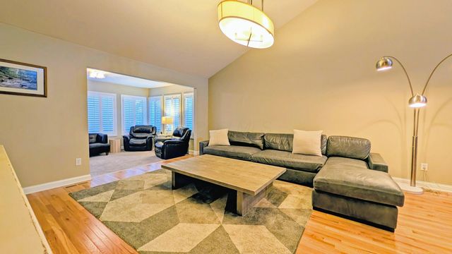 7871 Linksview Circle, Westerville, OH 43082