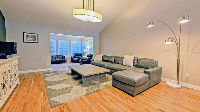 7871 Linksview Circle, Westerville, OH 43082