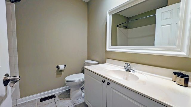 7871 Linksview Circle, Westerville, OH 43082