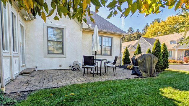 7871 Linksview Circle, Westerville, OH 43082