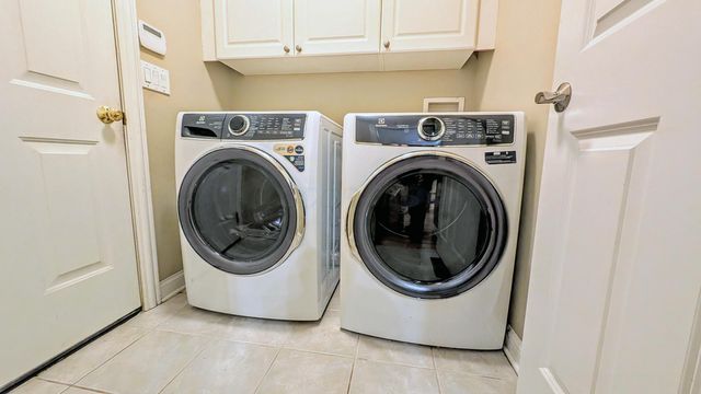 7871 Linksview Circle, Westerville, OH 43082