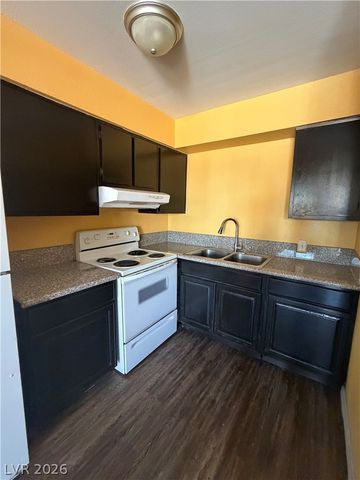 521 South Maryland Parkway C26, Las Vegas, NV 89101