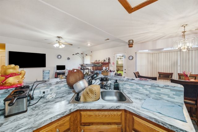 3217 N 8th Place, Broken Arrow, OK 74012