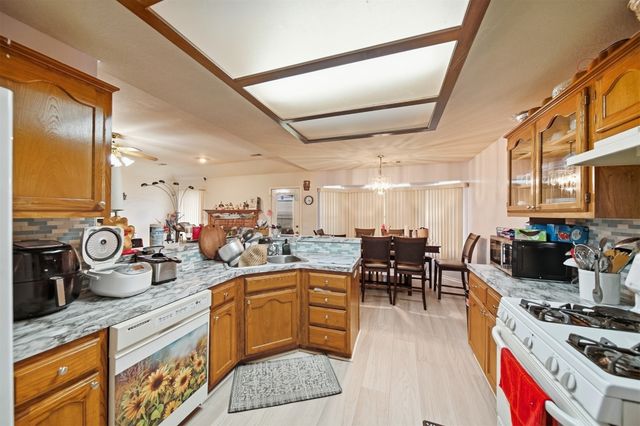 3217 N 8th Place, Broken Arrow, OK 74012