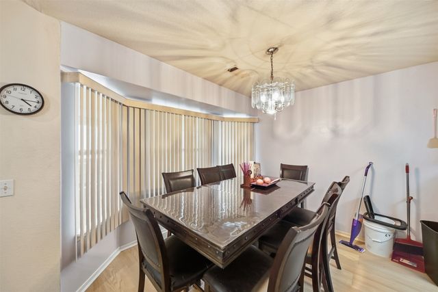 3217 N 8th Place, Broken Arrow, OK 74012