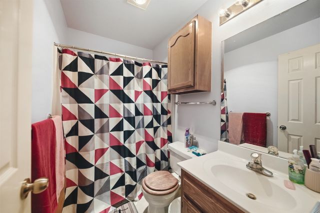 3217 N 8th Place, Broken Arrow, OK 74012