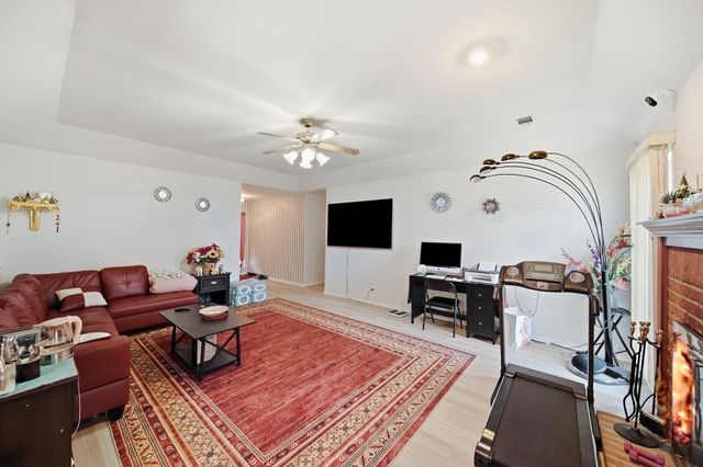 3217 N 8th Place, Broken Arrow, OK 74012