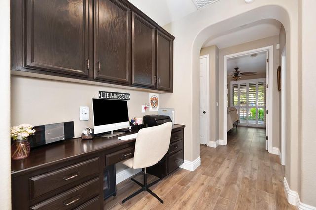 1195 Broad Acres Way, Plumas Lake, CA 95961