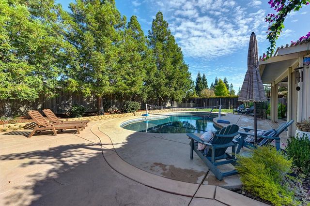 1195 Broad Acres Way, Plumas Lake, CA 95961