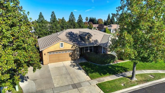 1195 Broad Acres Way, Plumas Lake, CA 95961