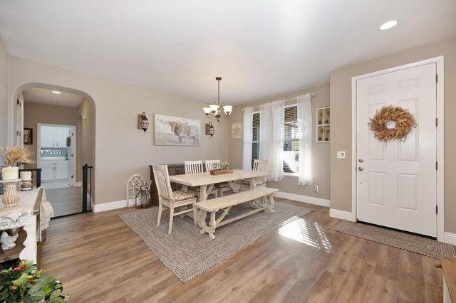 1195 Broad Acres Way, Plumas Lake, CA 95961