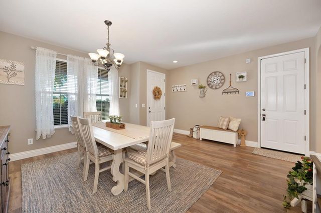 1195 Broad Acres Way, Plumas Lake, CA 95961