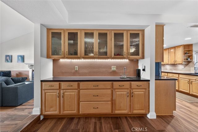 1555 Lynne Court, Redlands, CA 92373