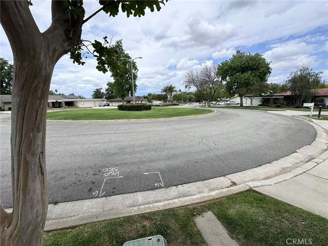 1555 Lynne Court, Redlands, CA 92373
