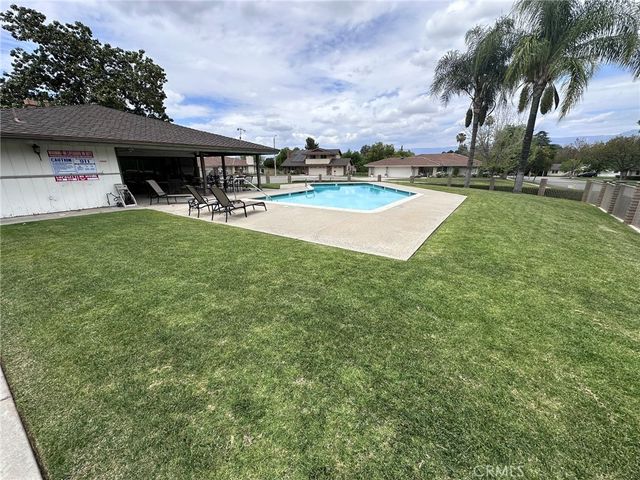 1555 Lynne Court, Redlands, CA 92373