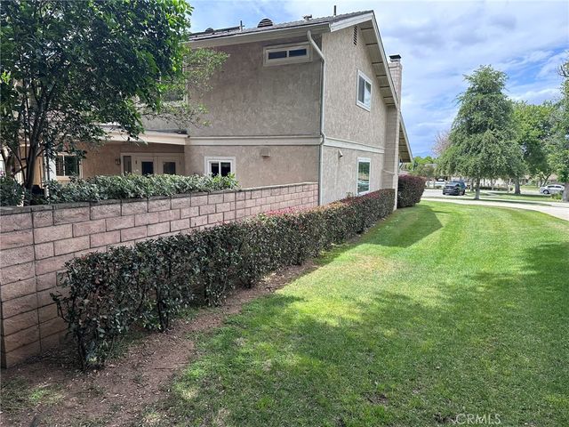 1555 Lynne Court, Redlands, CA 92373