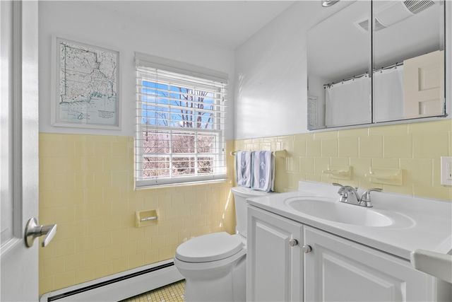 26 Red Cross Avenue, Newport, RI 02840