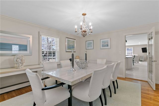 26 Red Cross Avenue, Newport, RI 02840