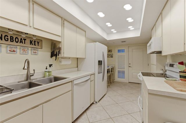 5757 GULF OF MEXICO DRIVE 115, Longboat Key, FL 34228