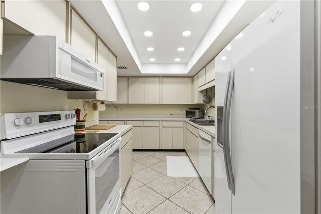 5757 GULF OF MEXICO DRIVE 115, Longboat Key, FL 34228