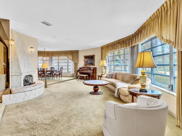 3051 NE 44th Street, Fort Lauderdale, FL 33308