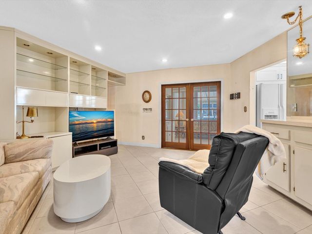 3051 NE 44th Street, Fort Lauderdale, FL 33308