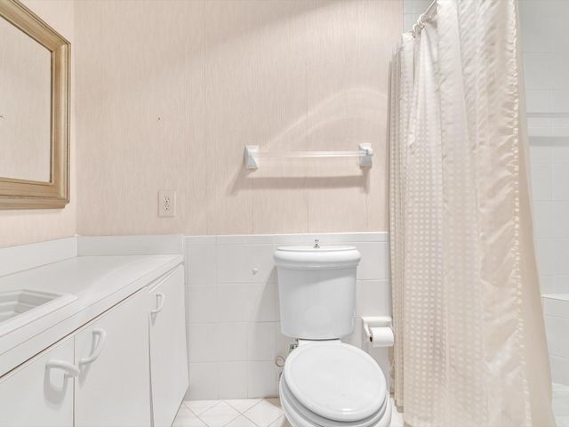 3051 NE 44th Street, Fort Lauderdale, FL 33308