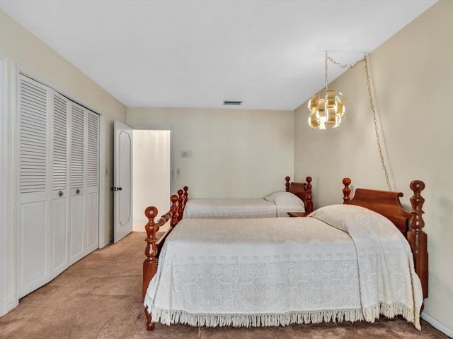 3051 NE 44th Street, Fort Lauderdale, FL 33308