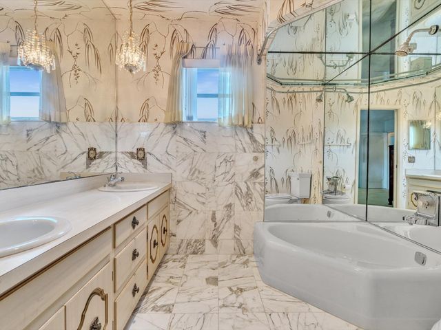 3051 NE 44th Street, Fort Lauderdale, FL 33308