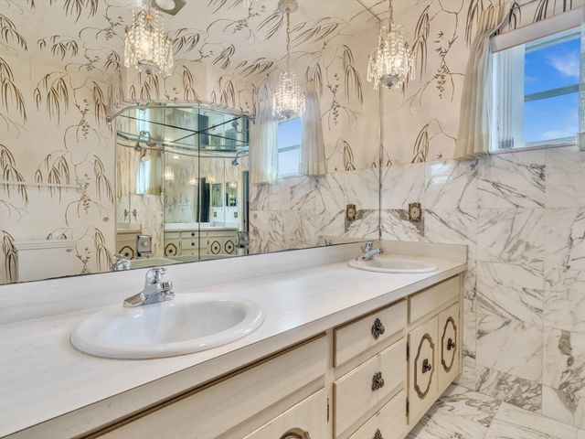 3051 NE 44th Street, Fort Lauderdale, FL 33308