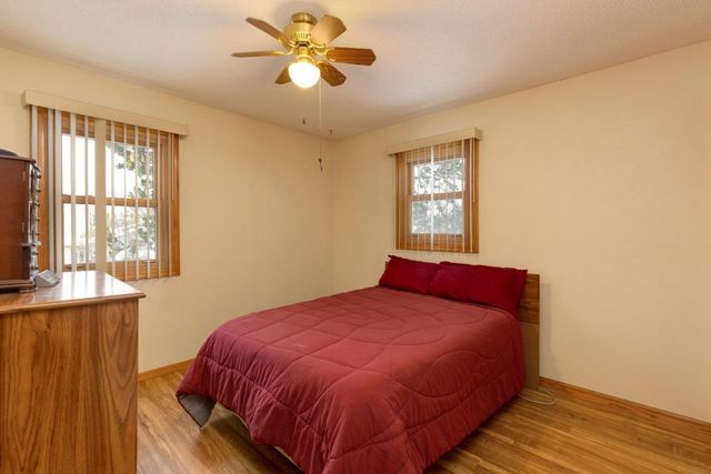 320 Valley, Waterloo, IA 50701