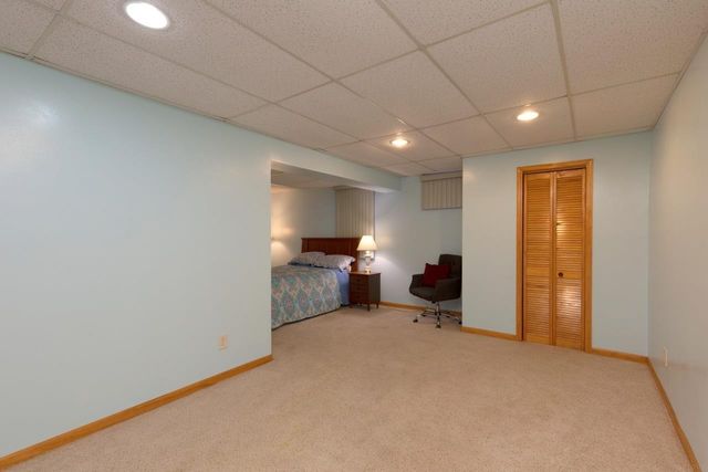 320 Valley, Waterloo, IA 50701