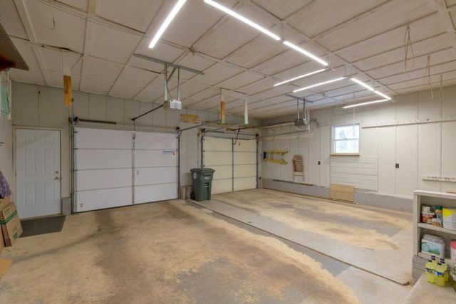 320 Valley, Waterloo, IA 50701