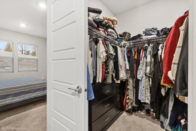 8215 S Avery Rd, Cheney, WA 99004