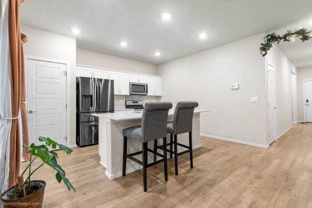 8215 S Avery Rd, Cheney, WA 99004