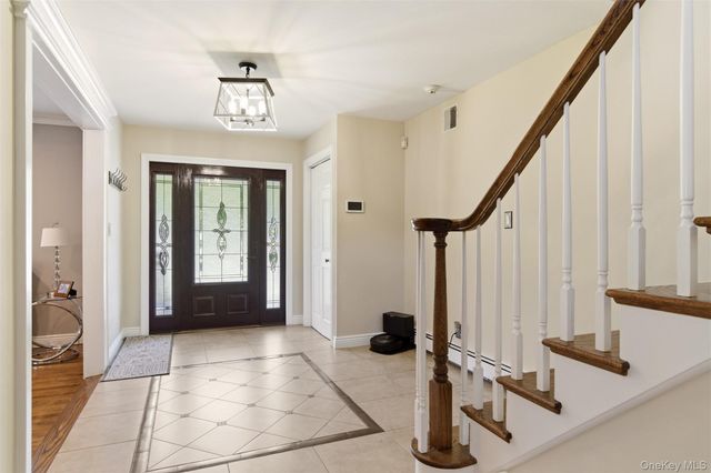 60 Tulipwood Drive, Commack, NY 11725