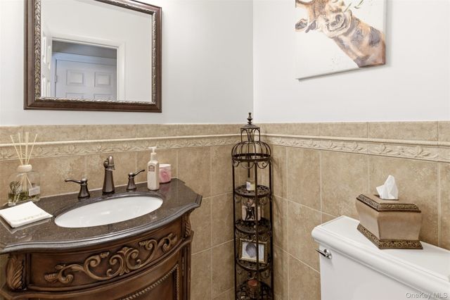 60 Tulipwood Drive, Commack, NY 11725