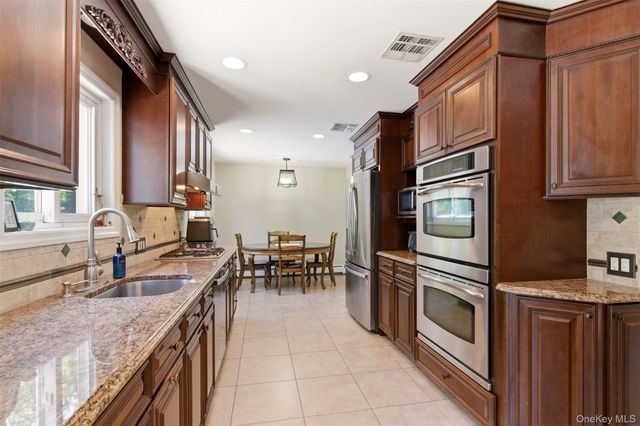 60 Tulipwood Drive, Commack, NY 11725
