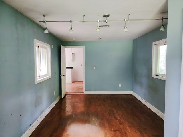 66 Lakeshore Dr, Holliston, MA 01746