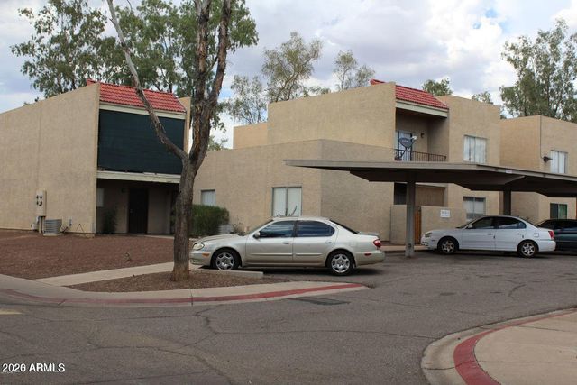 2826 E MARCONI Avenue, Phoenix, AZ 85032