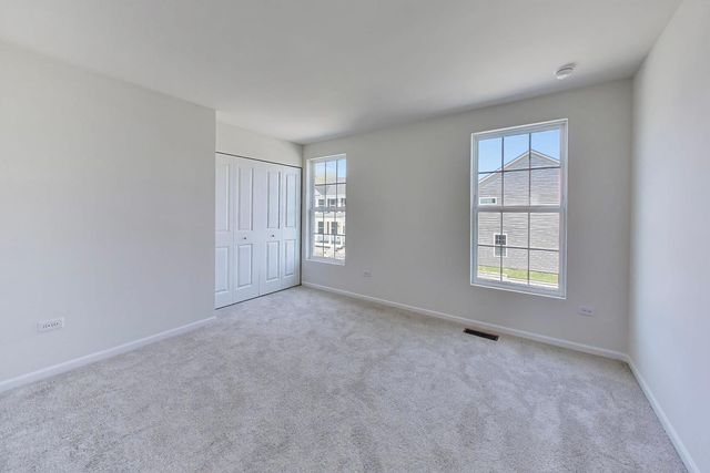 1047 Celebration Drive, Aurora, IL 60504