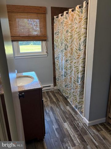 1960 ERICA RD, Montross, VA 22520