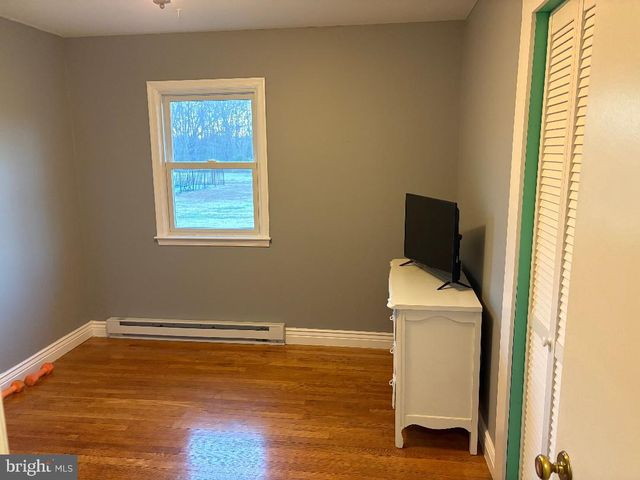 1960 ERICA RD, Montross, VA 22520