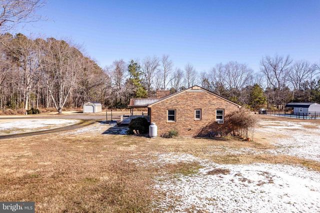 1960 ERICA RD, Montross, VA 22520