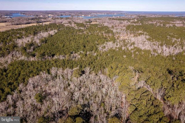 1960 ERICA RD, Montross, VA 22520