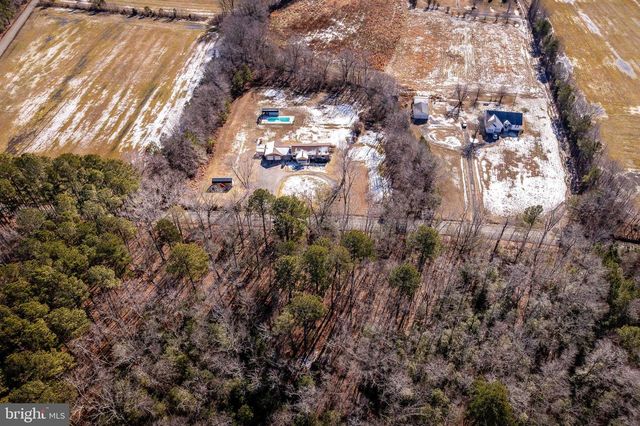 1960 ERICA RD, Montross, VA 22520