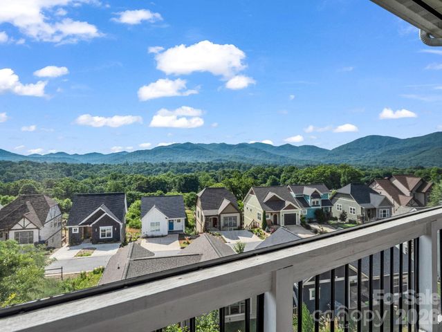 66 Tudor Way, Black Mountain, NC 28711
