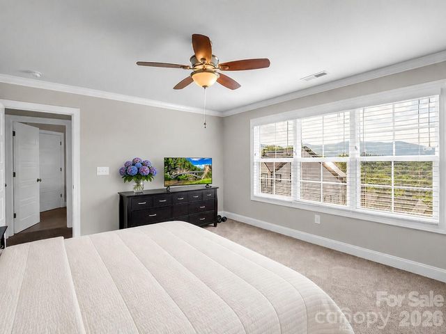 66 Tudor Way, Black Mountain, NC 28711
