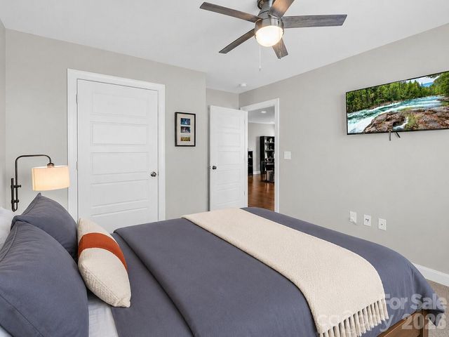 66 Tudor Way, Black Mountain, NC 28711