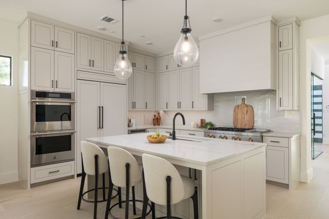 2970 Kosse Court, Grapevine, TX 76051